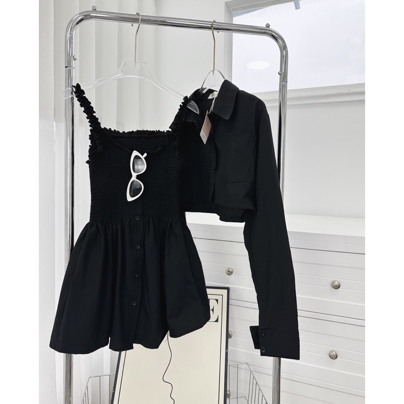 Đầm tafta cổ vuông phối tay bồng đính đá | BigBuy360 - bigbuy360.vn