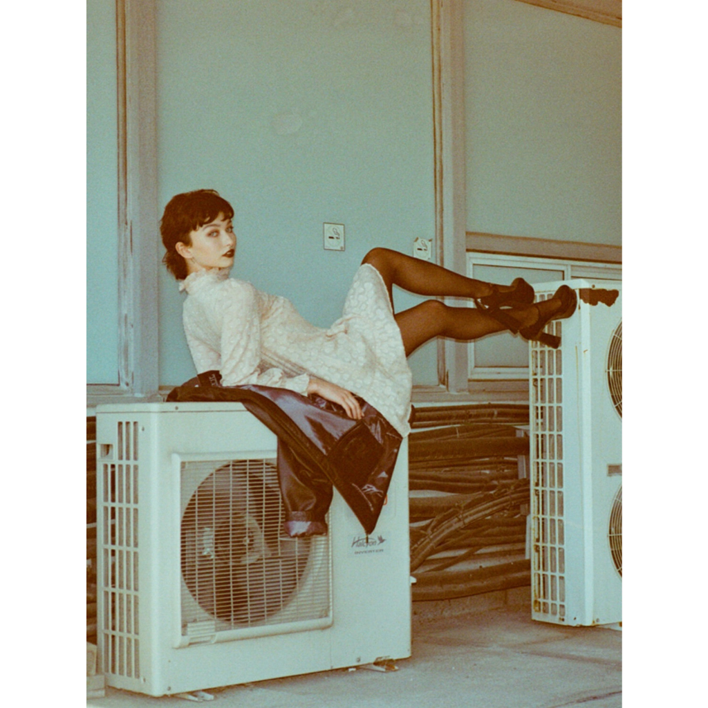 Phim KONO! Monsoon ISO 200, Màu Color, 135/35mm x 36 Kiểu, In Date Cho Máy Chụp Ảnh Film - LIIQ Flash