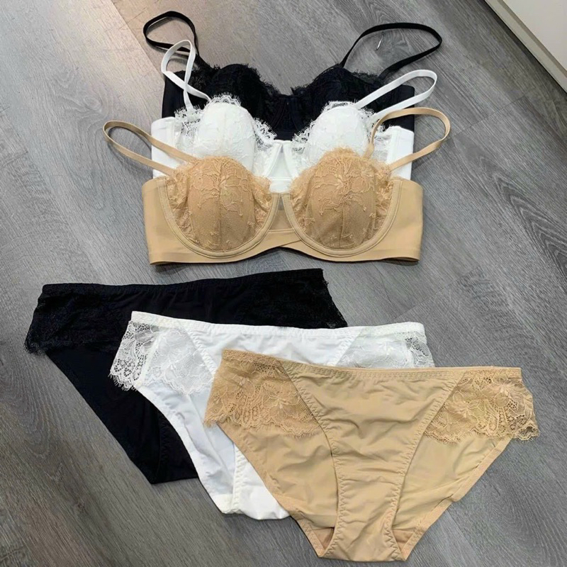 Bộ đồ lót ren có gọng mút mỏng vô cùng thoải mái