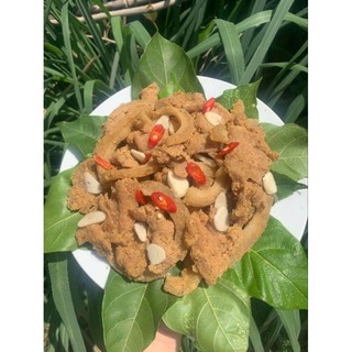 Đặc sản thịt chua Thanh Sơn bì giòn sần sật