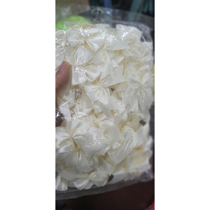 100 nơ thắt sẵn loại 2cm