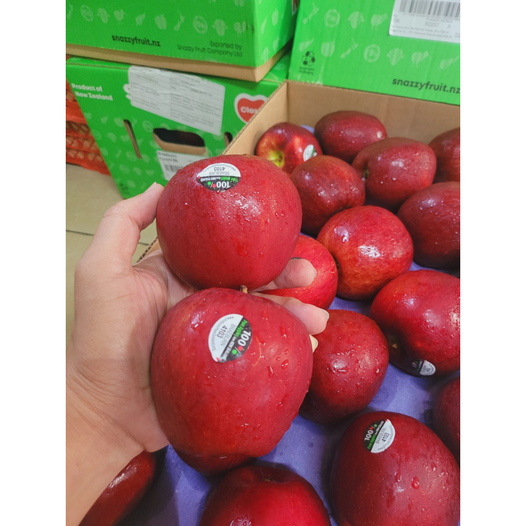 1KG Táo Snazzy New tươi xanh