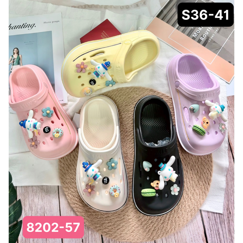 Dép Sục, Dép Cross Nữ Kèm Sticker Cute Chất EVA siêu nhẹ Có Quai Hậu Mẫu Hot Trend 2023 mã 8202-57