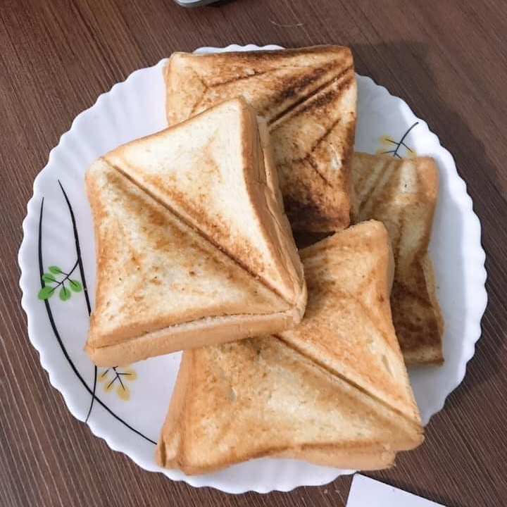 MÁY KẸP BÁNH MỲ SILVERCREST SSWM 700C2