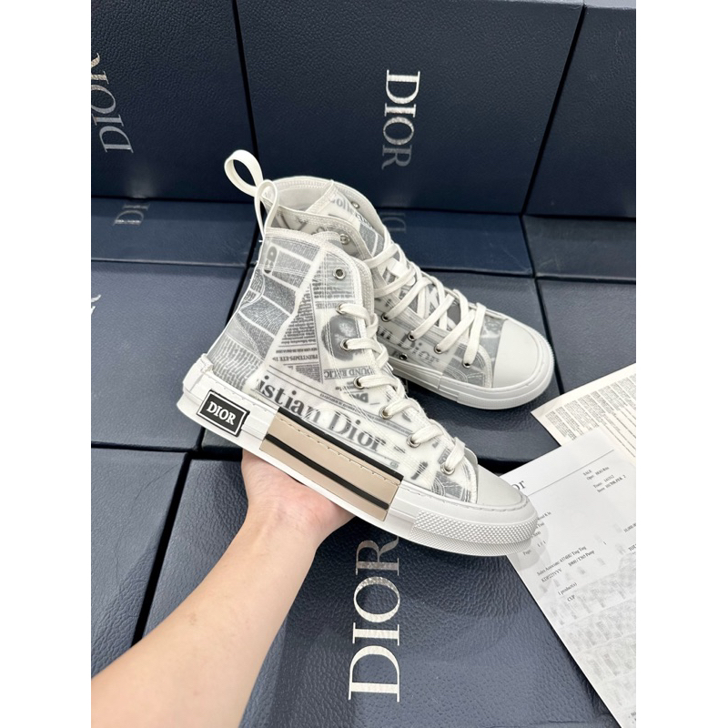 Giày Thể Thao Dior X Kaws B23 Daniel Arsham High Newspaper. Giày Thể Thao Dior Cổ Cao Họa Tiết Giấy Báo, Dior B32 Cổ Cao