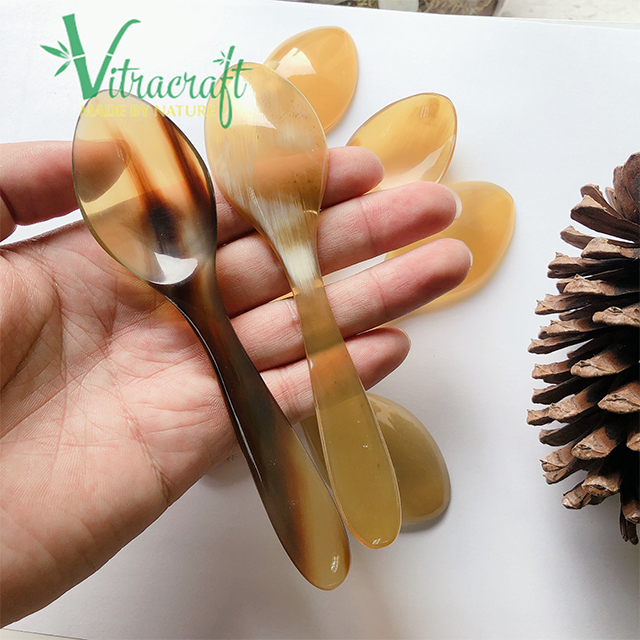 Thìa Muỗng Được Làm Từ Sừng Tự Nhiên. Phù hợp dùng xúc gia vị,hạt đồ khô, trang trí,... Size 13x3cm