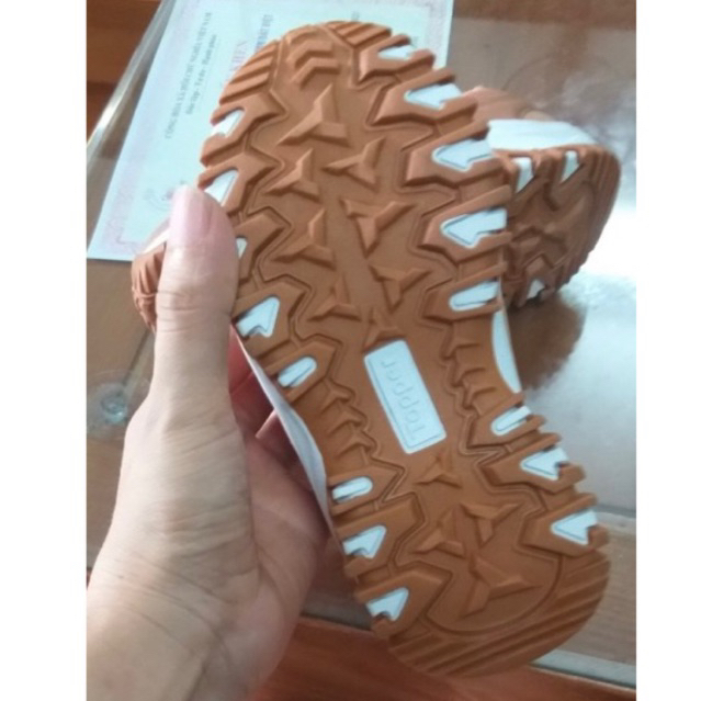 Giầy thể thao Topper trẻ em hàng VNXK. Size 25 => 32