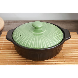 Nồi đất hoa sen nắp sứ Dong hwa 402 20.6cm - Sử dụng được trên bếp gas, bếp hồng ngoại và lò vi sóng
