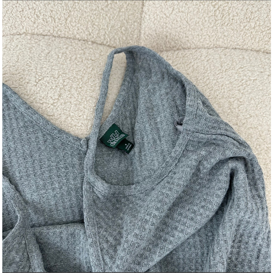 Áo wildf@ble len 2 dây cột eo KAMI