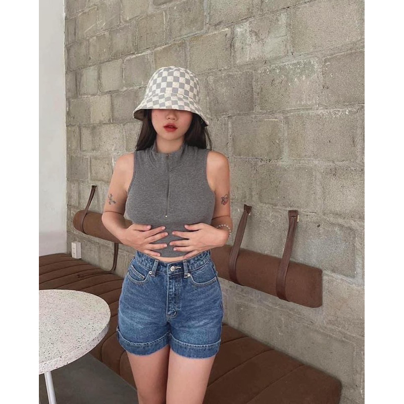 Quần short lai to lưng cao