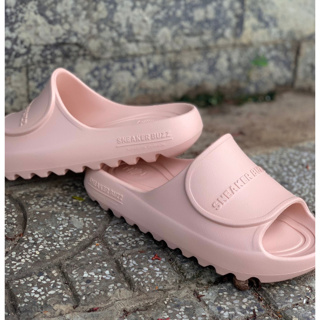 - Dép Sneaker Buzz Hồng Nhạt quai ngang Cloud Slide