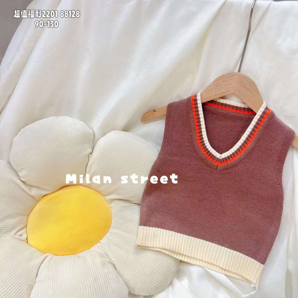 Áo gile len cho bé chất len dày mịn màng ấm áp phối cùng áo sơ mi, áo phông cực xinh cho mùa đông ấm áp