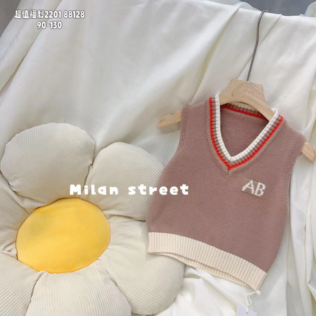 Áo gile len cho bé chất len dày mịn màng ấm áp phối cùng áo sơ mi, áo phông cực xinh cho mùa đông ấm áp