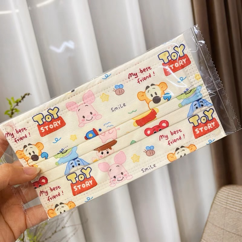 Khẩu trang Toy Story dễ thương dành cho người lớn