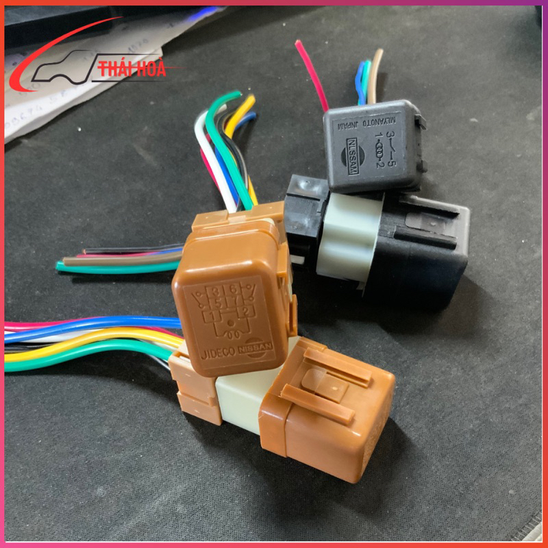 Rơ le 12v 5,6 chân kèm giắc, Relay 5 6 chân 12v cao cấp.