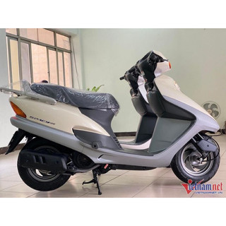 Vỏ yên xe máy da cao cấp xe SPACY (cực đẹp giá rẻ )