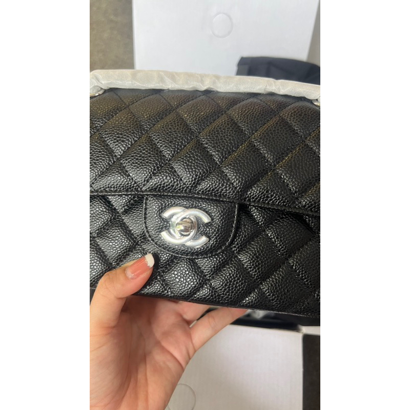 ✅Túi CLASSIC 23cm - Hàng nguyên bản - Da bê hạt caviar
