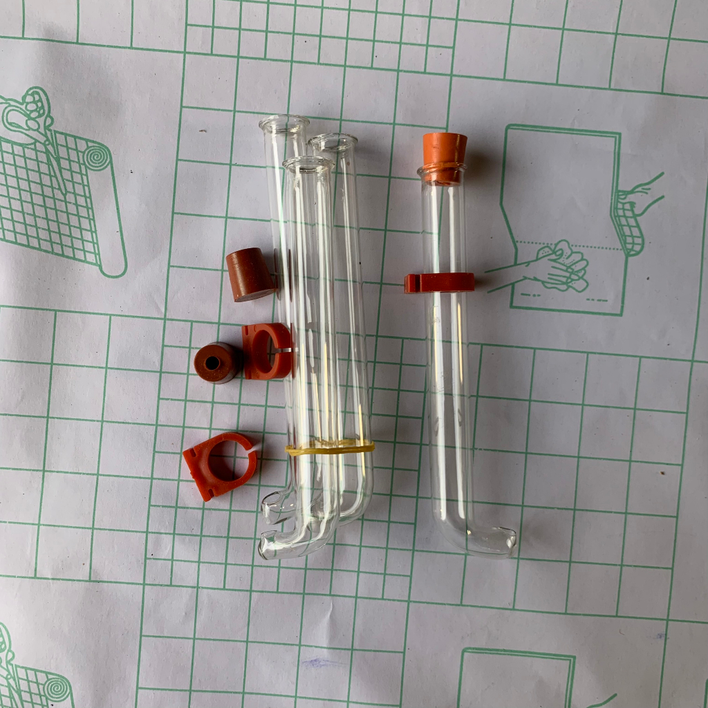 Cóng uống nước thủy tinh cho khuyên Melody