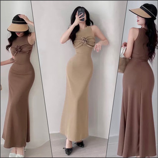 Đầm body ba lỗ dúm hoa ngực dáng dài đuôi cá