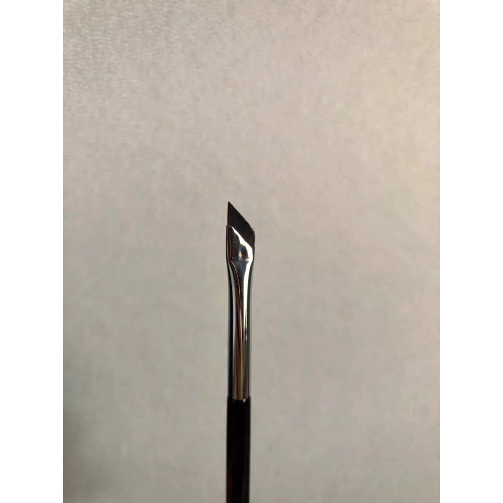 Cọ Kẻ Mắt, Cọ Eyeliner Hình Liềm Vát Chéo Siêu Mềm Mảnh