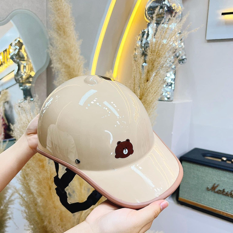 Mũ bảo hiểm lưỡi trai thể thao in hình gấu dễ thương cho nữ