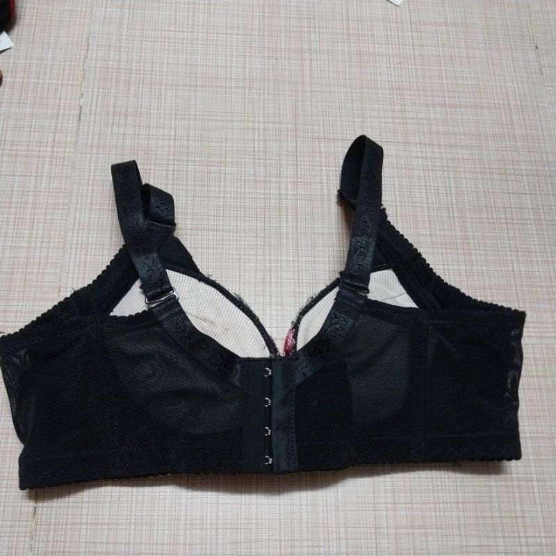 Áo ngực hàng si size 38. CL131