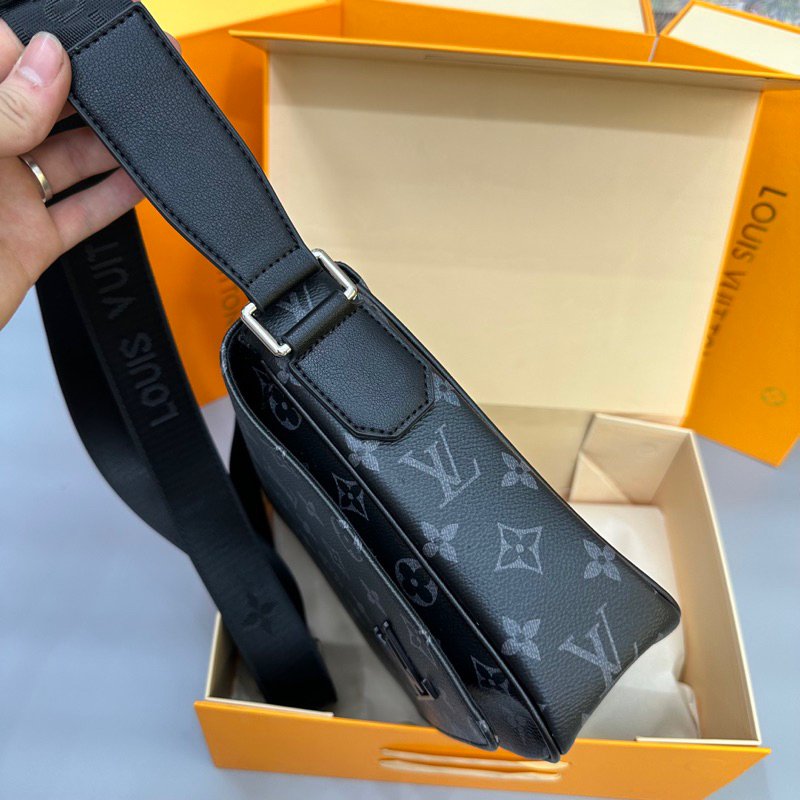 Túi chéo LV Messenger học sinh,sinh viên✨