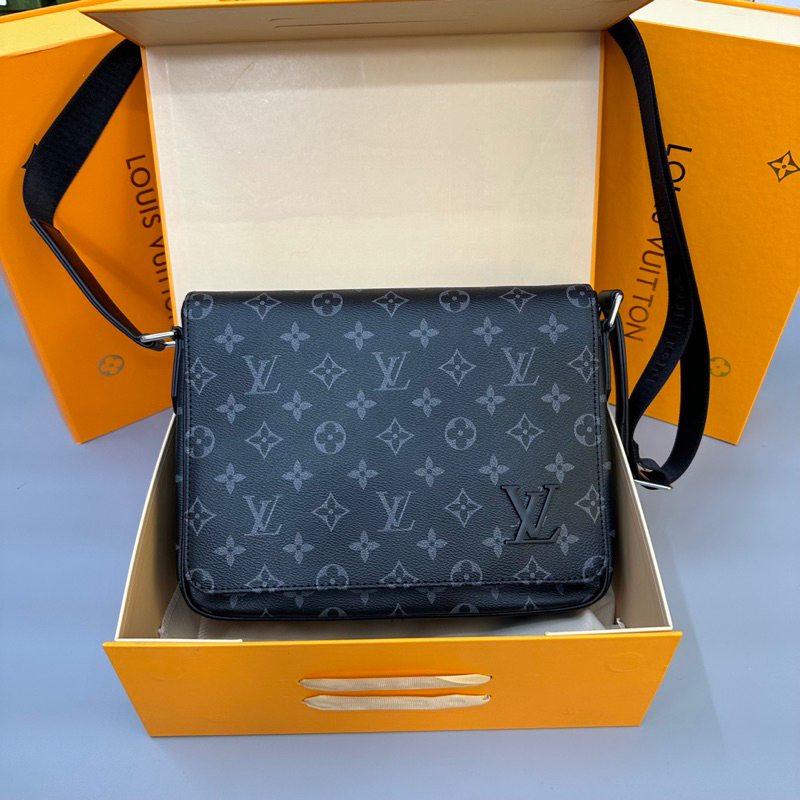 Túi chéo LV Messenger học sinh,sinh viên✨