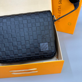 Túi chéo LV Messenger học sinh,sinh viên✨