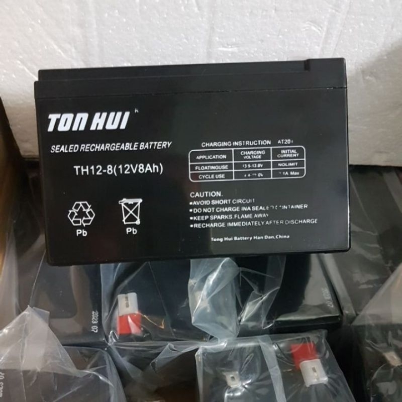 Ăc quy 6v 4,5a và 12v 8a dùng cho quạt tích điện và xe điện trẻ em bình phun thuốc trừ sâu