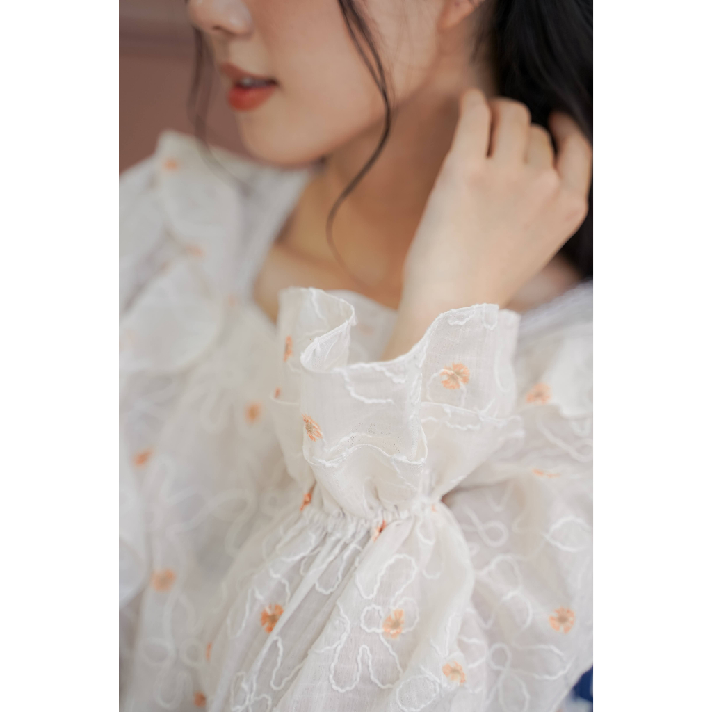 Áo kiểu nữ thiết kế Méo shop form rộng tay bồng cổ cách điệu Jae