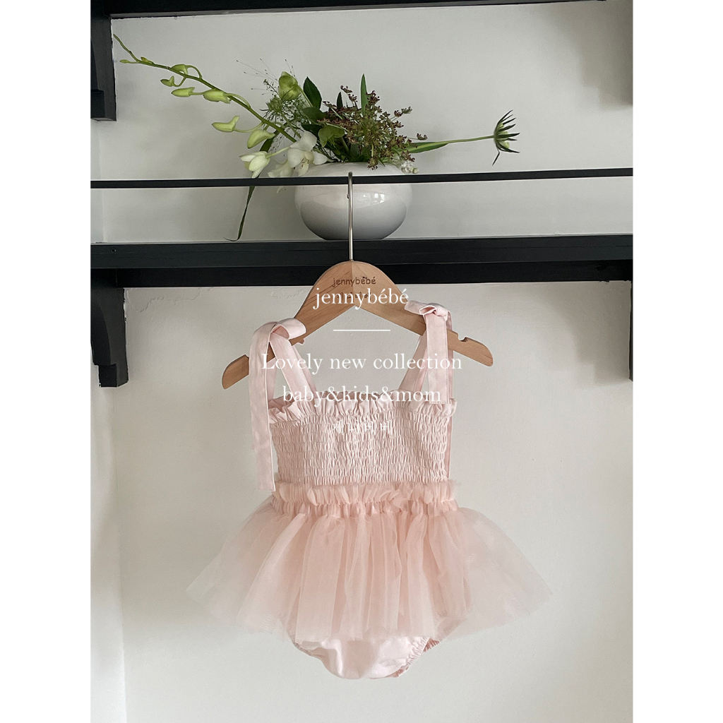 Bodysuit Jennybebe hồng nhún ngực chân váy ren bé gái