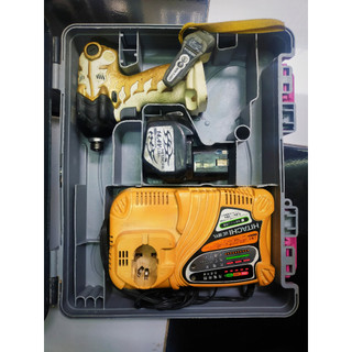 Máy vặn vít Hitachi Japan