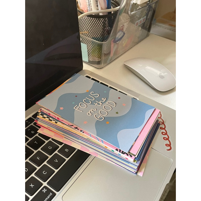 Postcard bưu thiếp random 9 tấm TẶNG kèm 1 postcard lịch ngày tháng