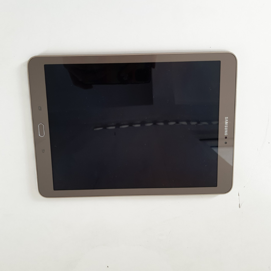 Máy tính bảng SS Galaxy Tab S2 9.7  Nhẹ, đẹp, cấu hình nhanh nhạy