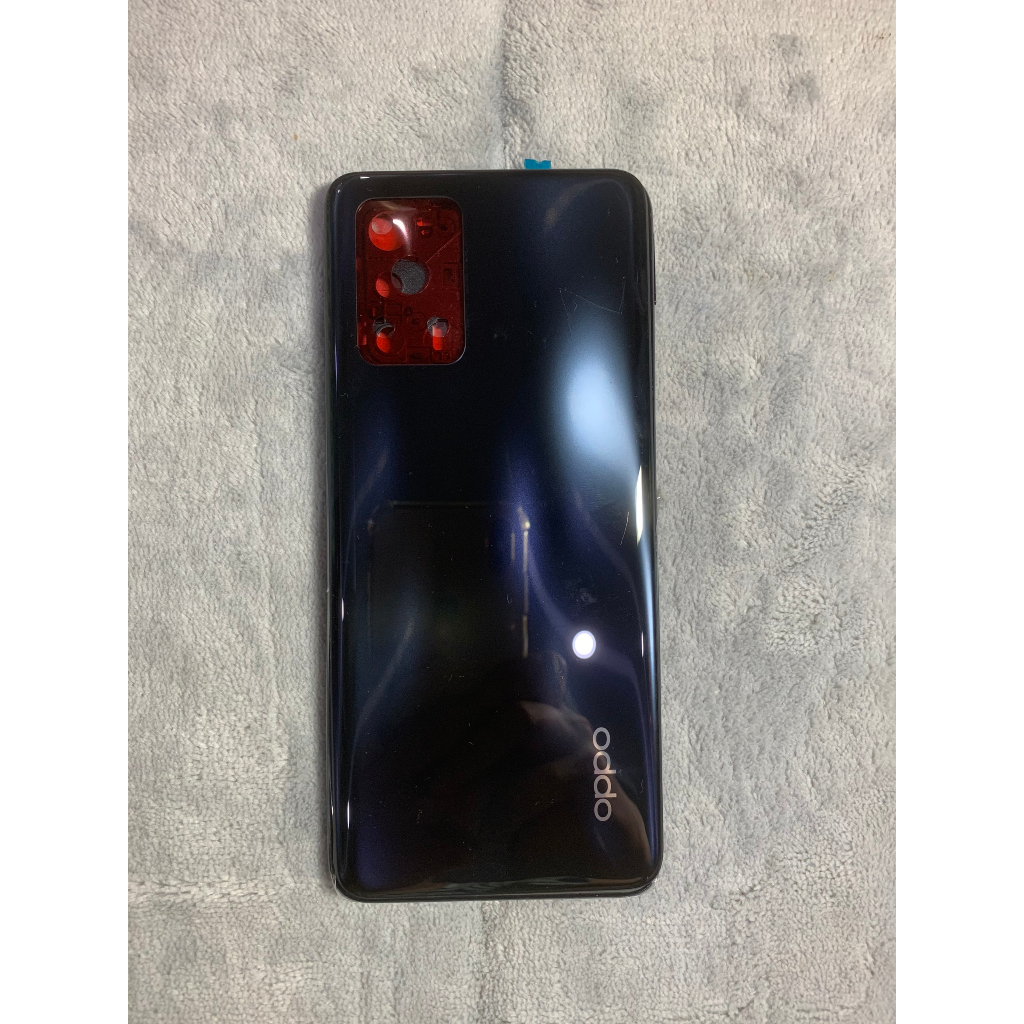 Vỏ bộ Oppo A74 có sẵn hai màu xanh, đen mới