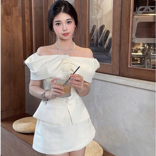  Set dạ tweed hở vai sang chảnh tặng kèm hoa cài áo ( hàng có sẵn ) , Áo trễ vai kèm chân váy chữ A /Jennycloset