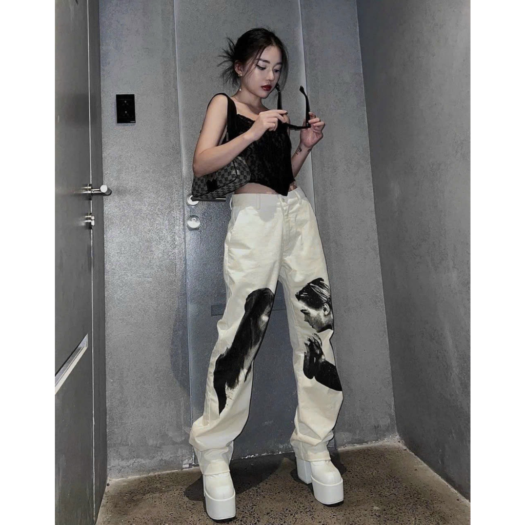 Quần Kaki Ống Rộng 100% cotton WHITE In Hình Godmother