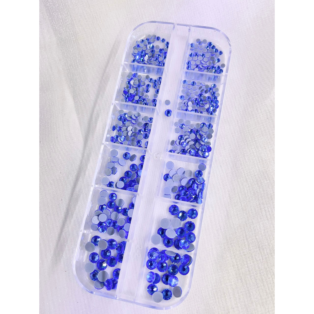 Khay Đá Chân Keo 12 Ô Nhiều Màu Khác Nhau, Màu Đỏ Màu Trắng Màu Trà Màu Vàng