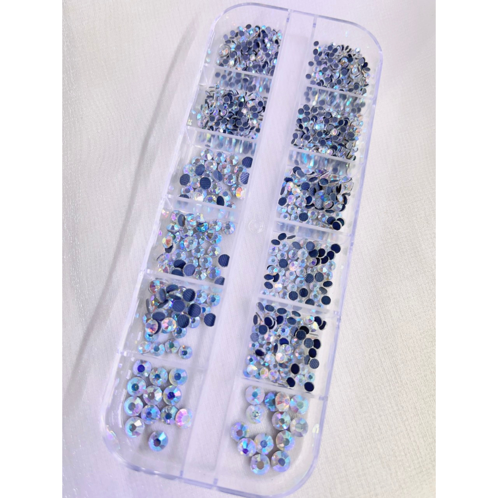 Khay Đá Chân Keo 12 Ô Nhiều Màu Khác Nhau, Màu Đỏ Màu Trắng Màu Trà Màu Vàng