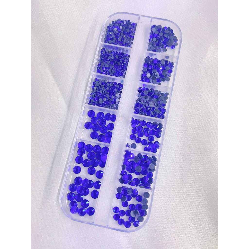 Khay Đá Chân Keo 12 Ô Nhiều Màu Khác Nhau, Màu Đỏ Màu Trắng Màu Trà Màu Vàng