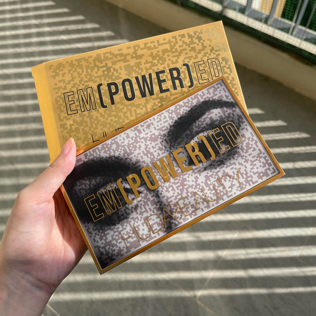 Bảng mắt 18 ô Huda beauty Empowered