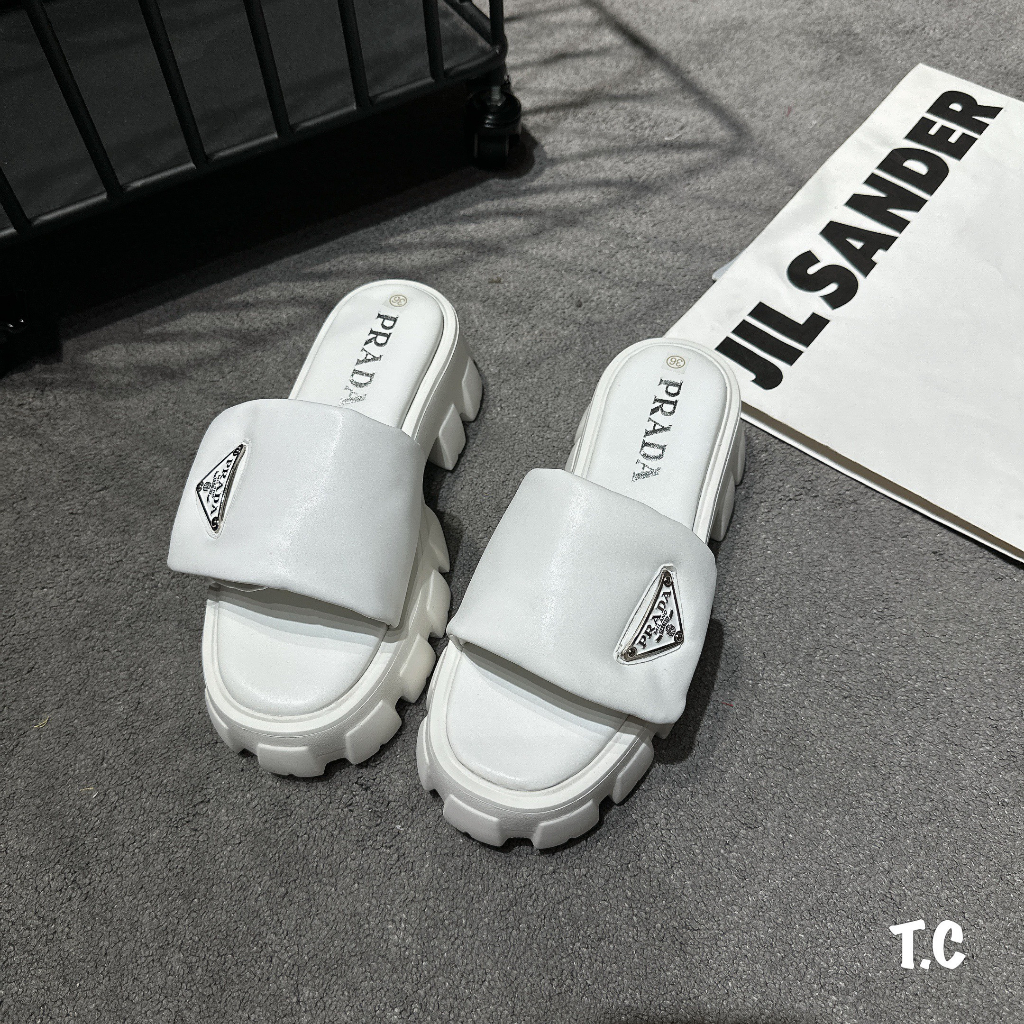 DÉP DÁN ĐẾ ĐỘN PRADA