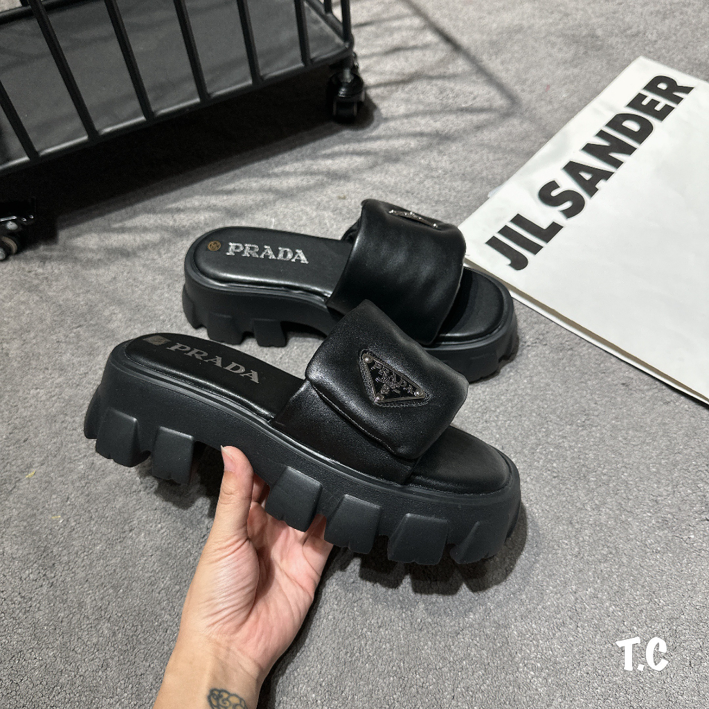 DÉP DÁN ĐẾ ĐỘN PRADA