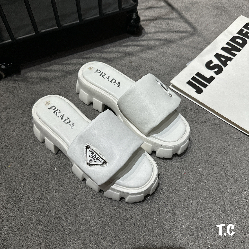 DÉP DÁN ĐẾ ĐỘN PRADA