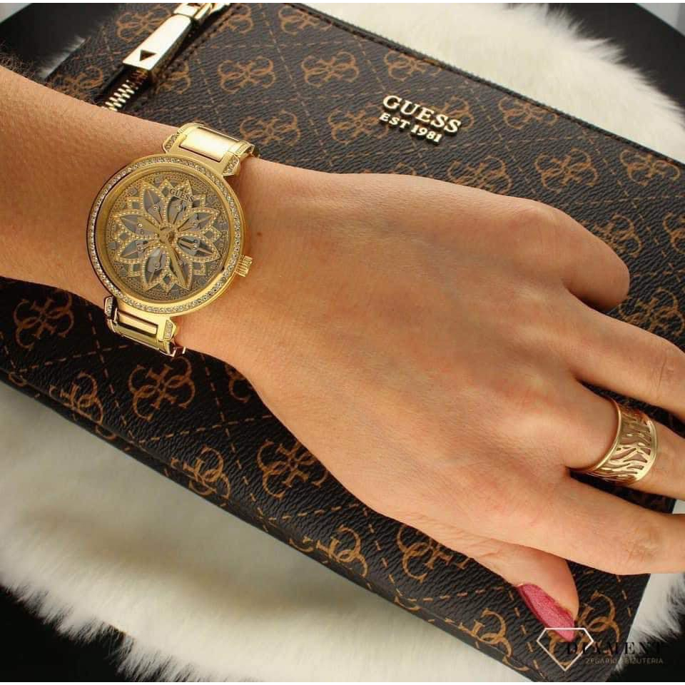 Đồng Hồ Nữ Guess Gold-Tone Floral Cut-Through Analog GW0528L2