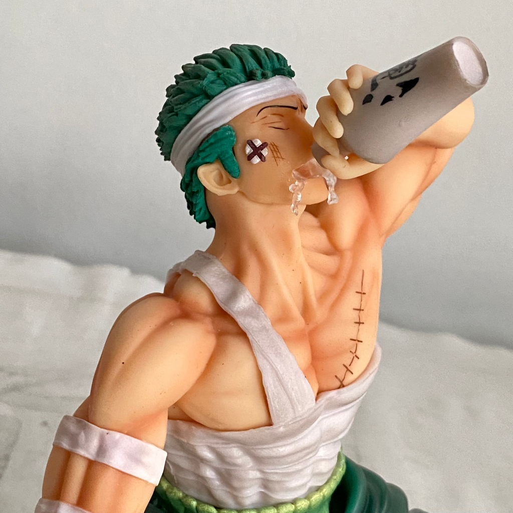 Mô hình Zoro trọng thương dáng ngồi cao 15CM - Mô hình roronoa zoro trọng thương - one piece figure zoro