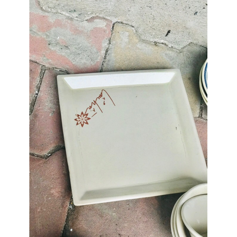 Hàng thanh lý lỗi lò