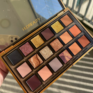 Bảng mắt 18 ô Huda beauty Empowered