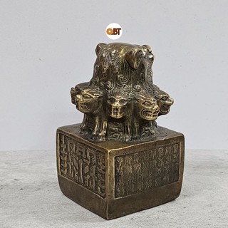 Ấn lân vuông bằng đồng